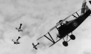 WW1-British-Bi-Plane-Fight-001