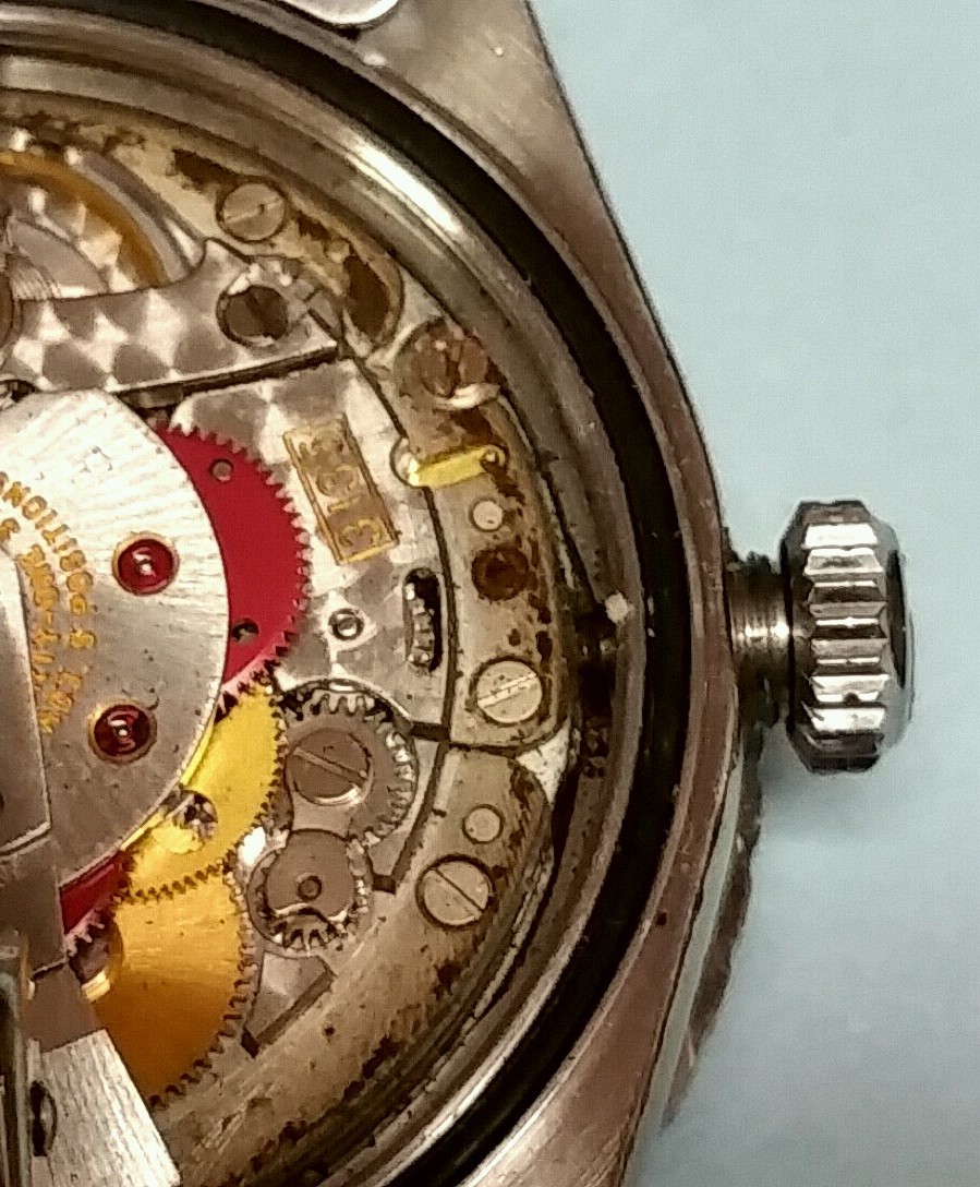 inside a rolex oyster perpetual