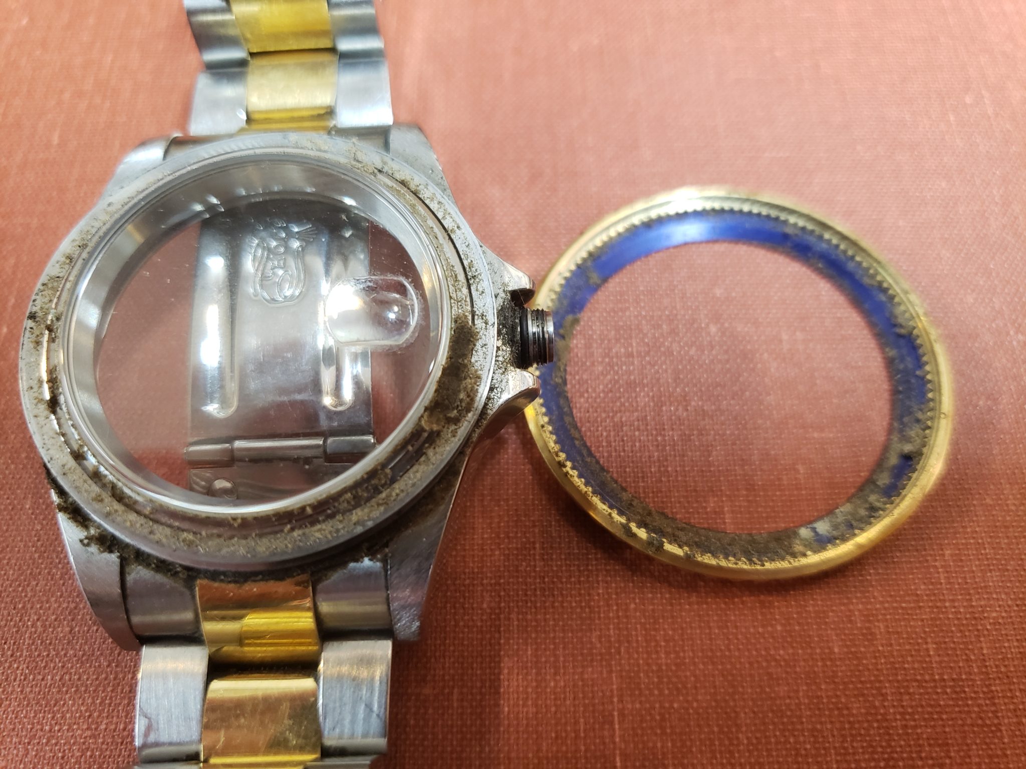 how-to-use-the-rotating-bezel-on-a-dive-watch-the-watch-doctor